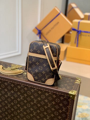 Top Quality Danube Monogram Canvas For Women, WomenÂs Bags, Shoulder Bags 8.3in/21cm Top Quality M45266