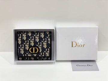 EN - New 1:1 rep  Wallet DIR 004