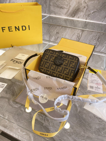 EN - New 1:1 rep  Bags FEI 223