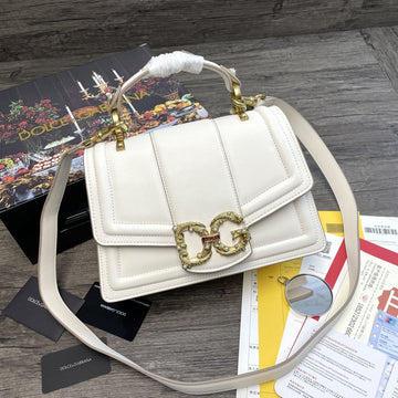 Top Quality Top Quality Girls Bag In Quilted Nappa White For Women 10.6in/27cm Top Quality