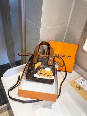 EN - New 1:1 rep  Bags LUV 500