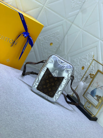 EN - New 1:1 rep Bag LUV 622