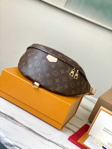Top Quality Bumbag 37cm Monogram Canvas Spring/Summer Collection, Brown
