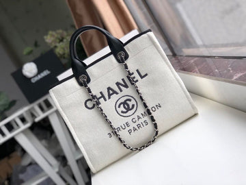 CHLSmall Shopping Bag Silver Hardware White For Women, Women’s Handbags, Shoulder Bags 15in/39cm AS3257