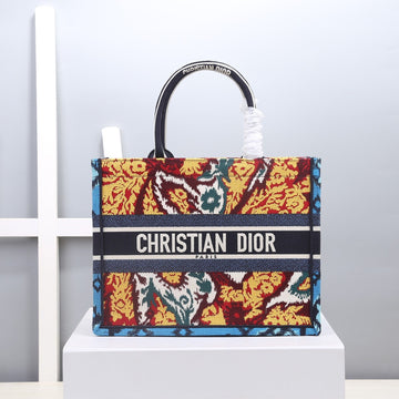 Top Quality MeTop Qualityum Book Tote Multicolor For Women 14in/36cm CD