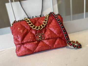 CHL 19 Flap Bag Gold Hardware Red For Women, Women’s Handbags, Shoulder Bags 10in/26cm AS1160Â 