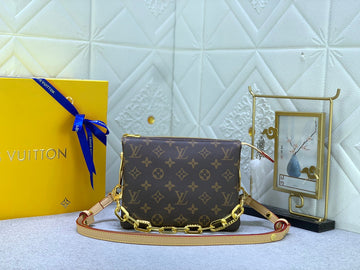 EN - Luxury Bags LUV 880