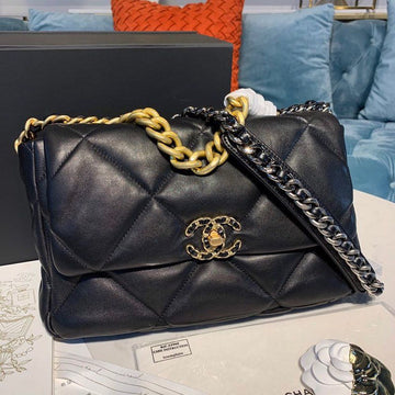 CHL 19 Flap Bag 30cm Goatskin Leather Spring/Summer Act 1 Collection, Black