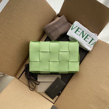Top Quality Cassette Green, For Women, Womenâs Bags 9in/23cm