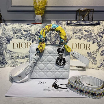 Top Quality Small Lady Bag SiTop Qualityer Hardware with Embellished Bag Strap White For Women 8in/20cm CD