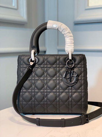 Top Quality MeTop Qualityum Lady Bag Matte Hardware Black Ultramatte For Women 9.5in/24cm CD M0565SLOI_M989