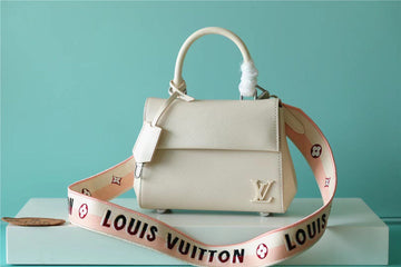 Top Quality Cluny Mini Epi Quartz For Women,  Shoulder And Crossbody Bags 20cm/7.9in Top Quality M58928