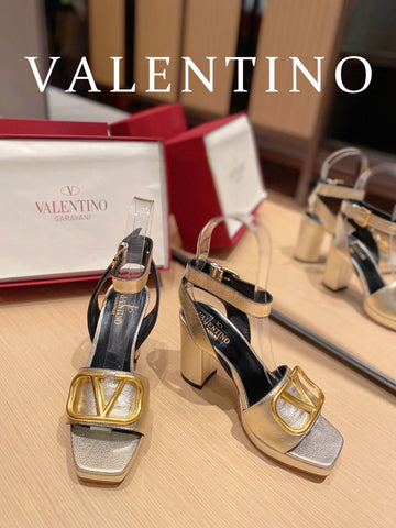 Valentino Garavani Strap Heeled Sandals With V Logo Signature EmbellisTop Qualityent Gold For Women
