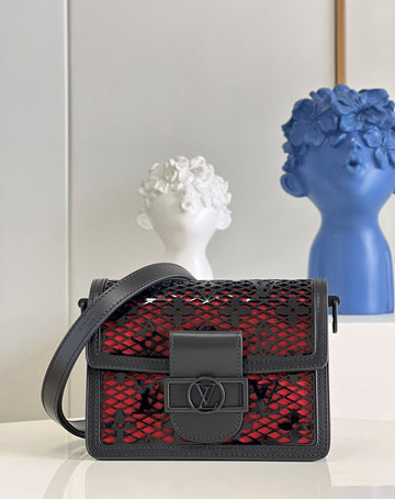 Top Quality Limited Mini Dauphine Bags By Nicolas GhesquiÃ¨re With Monogram Lace Black For Women 20cm Top Quality M20595