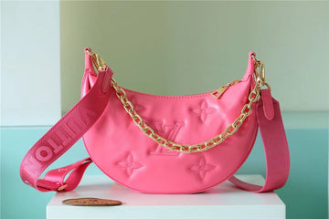 Top Quality Over The Moon Bag Handbags For Women In Dragon Fruit Pink 10.8in/28cm Top Quality M59915