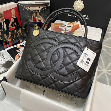 CHLMedallion Tote Gold Hardware Caviar Black For Women, Women’s Handbags, Shoulder Bags 15in/32cm