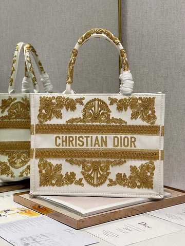 Top Quality MeTop Qualityum Book Tote Gold And White, For Women, WomenÂs Handbags 14in/36cm CD