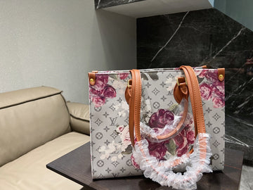 EN - New 1:1 rep Lux Bags LUV 555