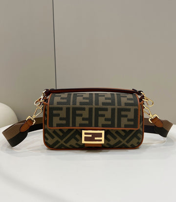 Top QualityTop Quality Baguette Khaki For Women, Womenâs Handbags, Shoulder And Crossbody Bags, 10in/27cm FF 8BR600