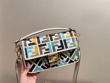 EN - Luxury Bags FEI 294