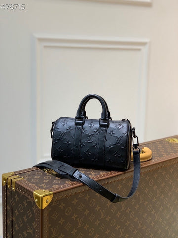 Top Quality Keepall XS Monogram Seal Black For Women,  Shoulder And Crossbody Bags 8.3in/21cm Top Quality M57960