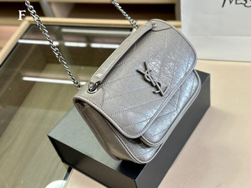 EN - New 1:1 rep  Bags SLY 373