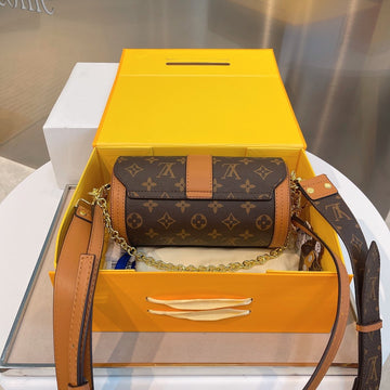 EN - New 1:1 rep  Bags LUV 478