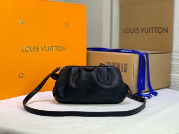 EN - New 1:1 rep  Bags LUV 122