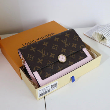 EN - New 1:1 rep  Bags LUV 153