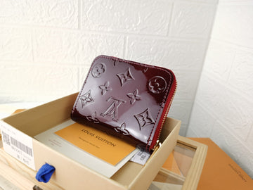 EN - New 1:1 rep  Wallet LUV 123