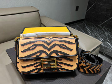 EN - New 1:1 rep  Bags FEI 251