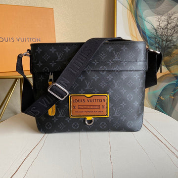 EN - New 1:1 rep  Bags LUV 147
