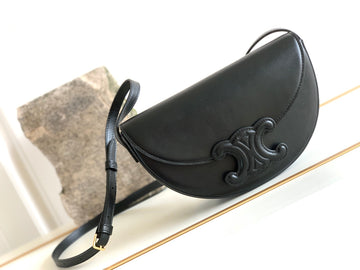 Top Quality BesaTop Quality Cuir Triomphe Bag Black For Women 9in/23cm 