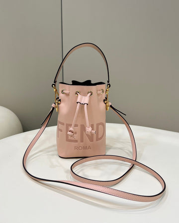 Top QualityTop Quality Mon Tresor Pale Pink For Women, Women’s Handbags, Shoulder And Crossbody Bags 7.1in/18cm FF 8BS010AC9LF14N1
