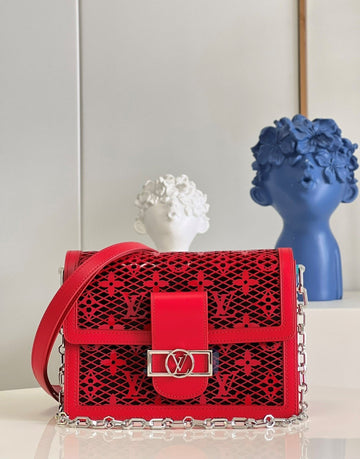 Top Quality Mini Dauphine Bags By Nicolas GhesquiÃ¨re With Monogram Lace Red For Women 20cm Top Quality M20359