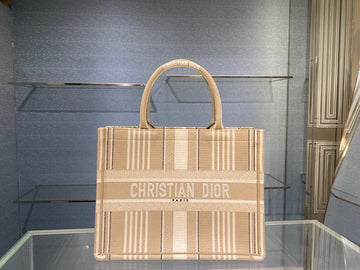 Top Quality MeTop Qualityum Book Tote Beige, For Women, WomenÂs Handbags 14in/36cm CD