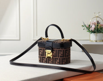 EN - New 1:1 rep  Bags FEI 073