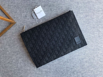 Top Quality A5 Pouch Black Unisex 10.5in/27cm CD 2ESCA338YSE_H03E