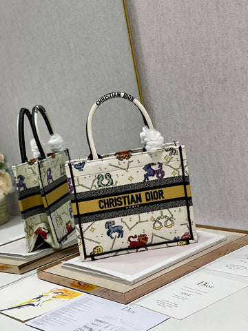 Top Quality Small Book Tote white, For Women, WomenÂs Handbags 26.5cm/10.5in CD M1265ZRTY_M941
