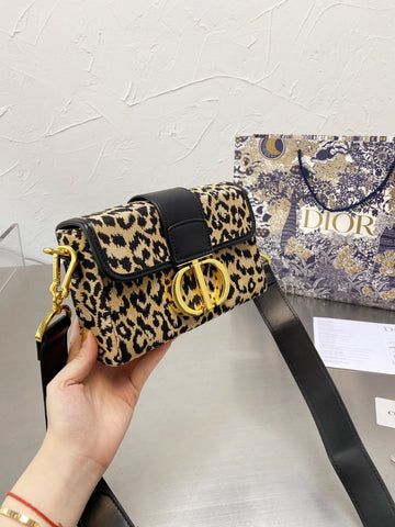 EN - New 1:1 rep  Bags DIR 329