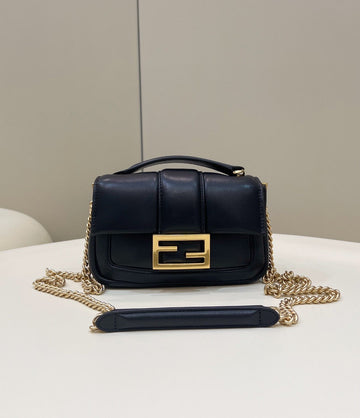 Top QualityTop Quality Baguette Chain Black  Bag For Woman 19cm/7.5in