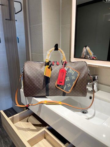 EN - New 1:1 rep  Bags LUV 483