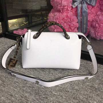 Top QualityTop Quality By The Way Medium Bag White For Women, Women’s Handbags, Shoulder And Crossbody Bags 10in/27cm FF 8BL1461