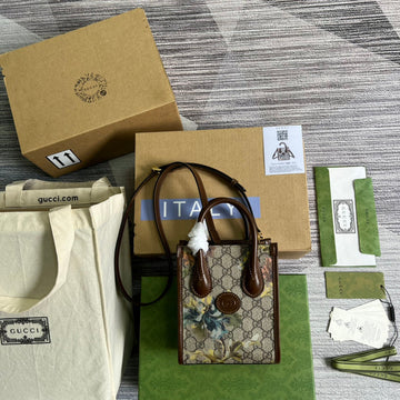Top Quality -  Bags - 1591