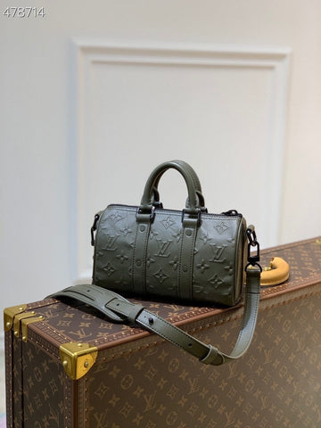 Top Quality Keepall XS Monogram Seal Khaki For Men, Bags 8.3in/21cm Top Quality M57961