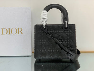 Top Quality MeTop Qualityum Lady Bag Cannage with Beaded Motif, Black, For Women WomenÂs Handbags, Crossbody Bags, 20cm CD