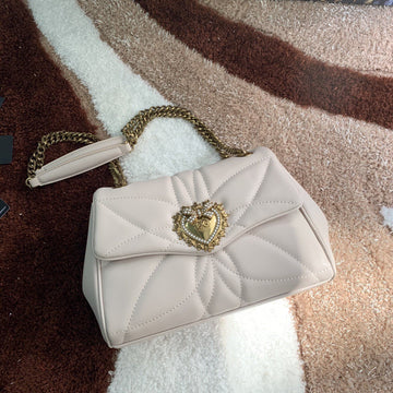 Top Quality MeTop Qualityum Devotion Shoulder Bag In Quilted Nappa White For Women 10.2in/26cm Top Quality