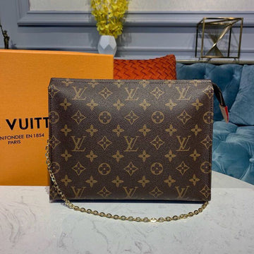 Top Quality Toiletry Pouch On Chain Monogram Canvas For Women, WomenÂs Wallet 9.8in/25cm Top Quality M81412