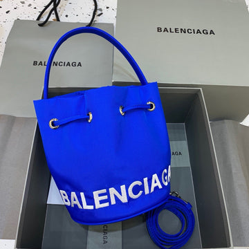 Top Quality Le Cagole MeTop Qualityum Bucket Bag In Blue, For Women,  Bags 11.8in/30cm