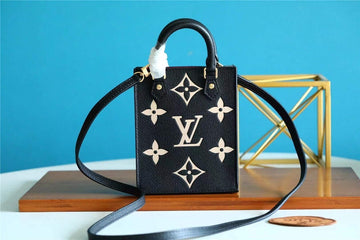 Top Quality Petit Sac Plat By The Pool 17cm Black